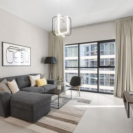 Apartament Silkhaus Design 1Bdr With Burj Khalifa View In New Tower Dubaj Zewnętrze zdjęcie