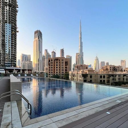 Apartament Silkhaus Design 1Bdr With Burj Khalifa View In New Tower Dubaj Zewnętrze zdjęcie