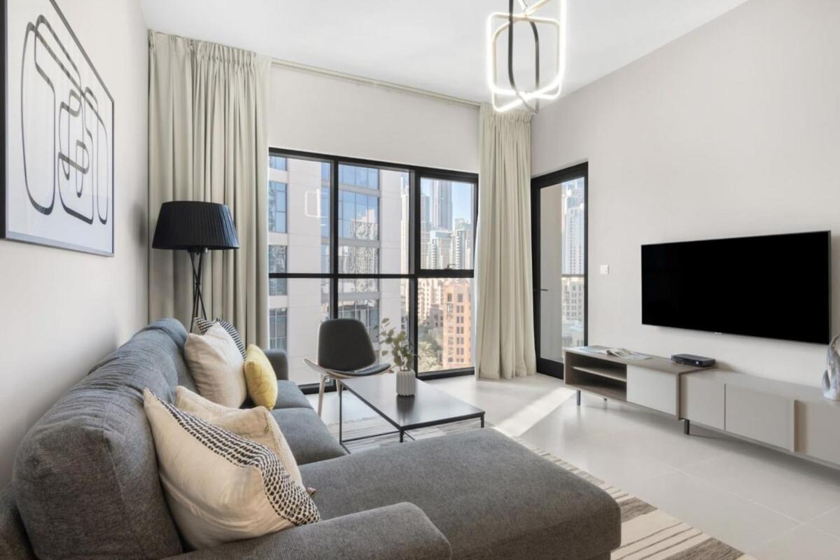 Apartament Silkhaus Design 1Bdr With Burj Khalifa View In New Tower Dubaj Zewnętrze zdjęcie